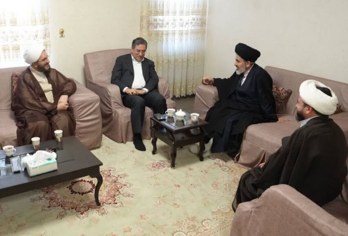 دیدار رئیس شورای سیاست‌گذاری ائمه جمعه با نماینده ولی‌فقیه و استاندار آذربایجان غربی