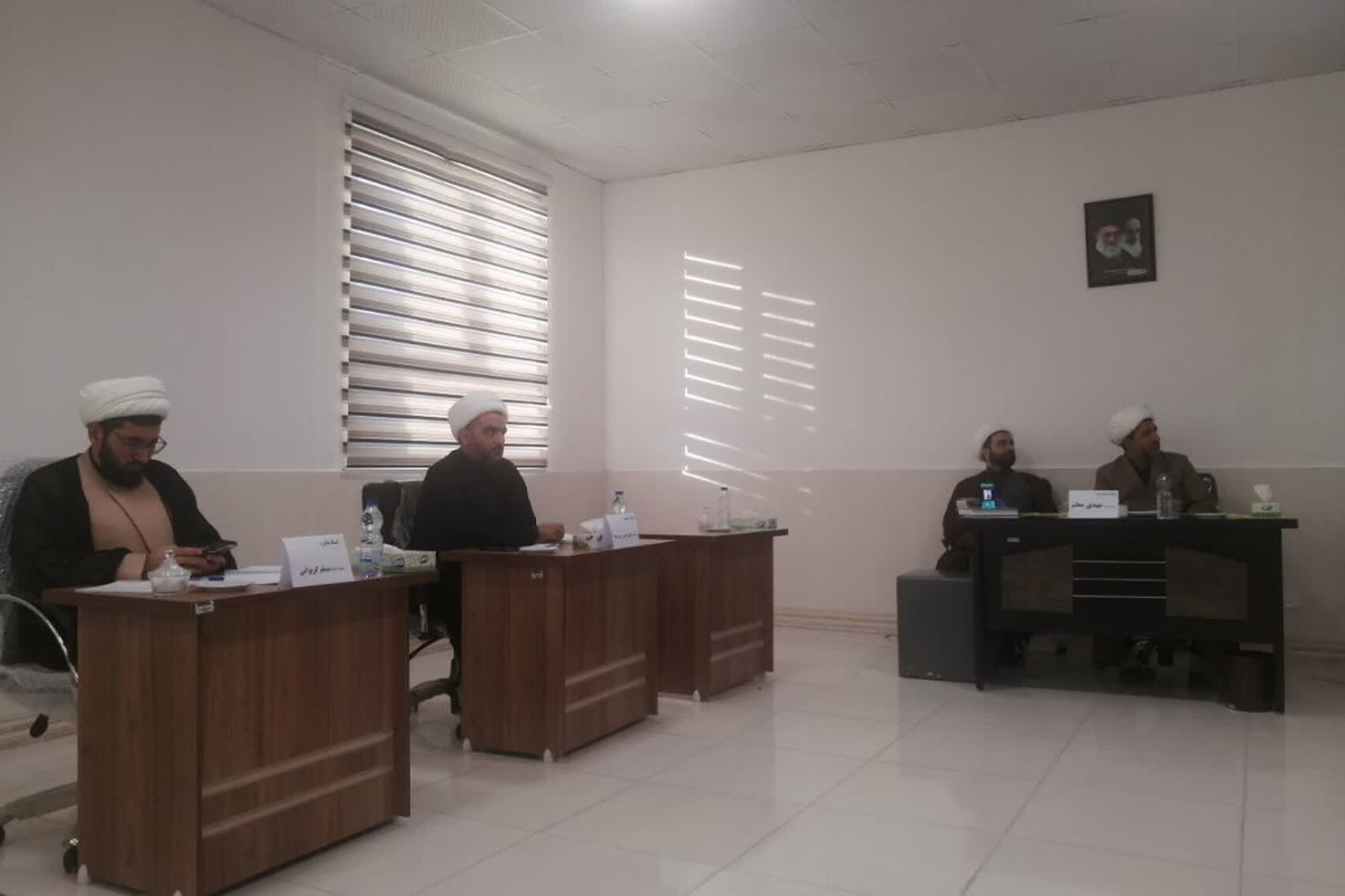 پانزدهمین جلسه دفاعیه‌ پایان نامه سطح سه مدرسه علمیه تخصصی خامنه‌ای+عکس