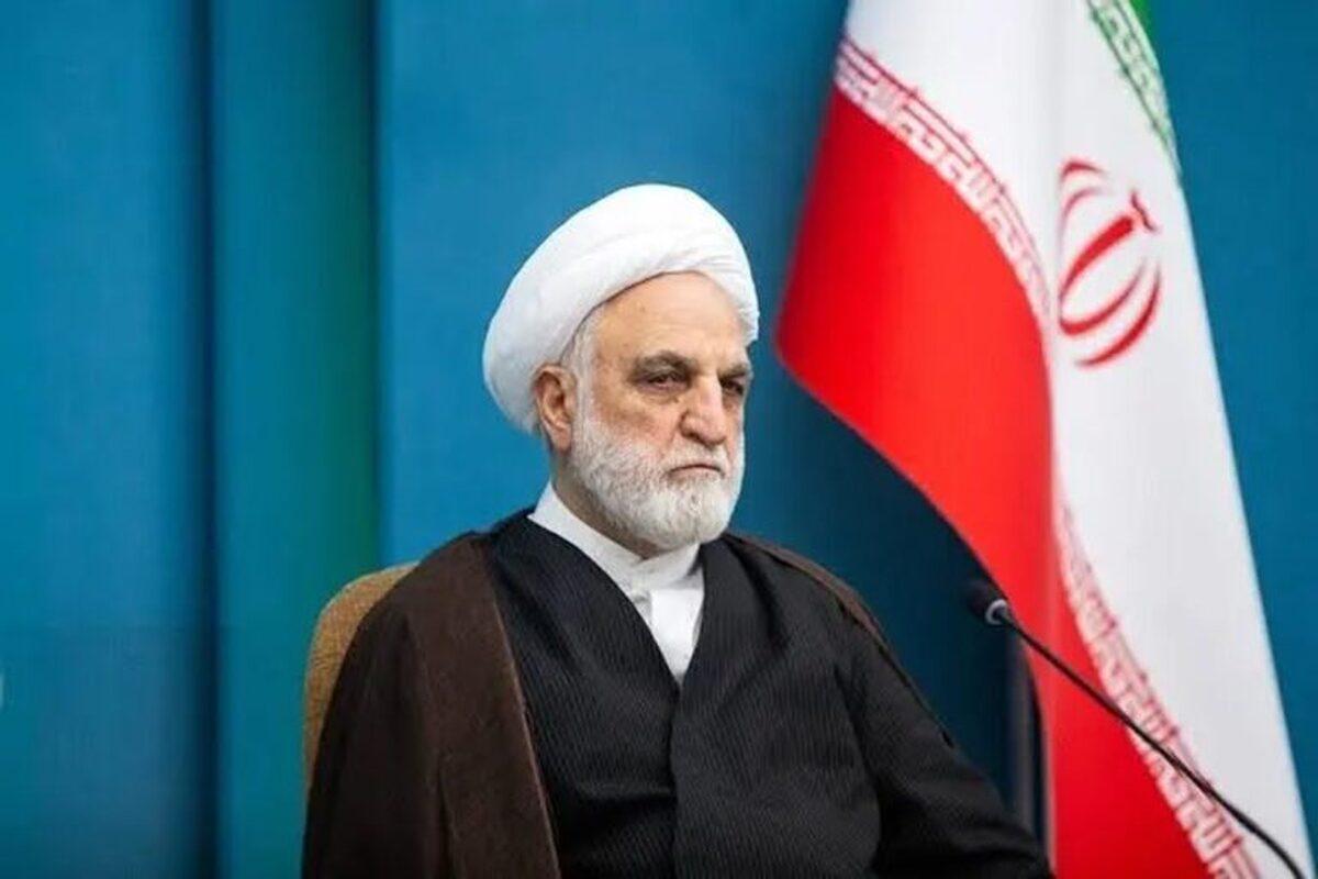 حضور رئیس قوه قضائیه در جلسه جامعه مدرسین/ تأکید بر ضرورت حجاب و مقابله با هنجارشکنان