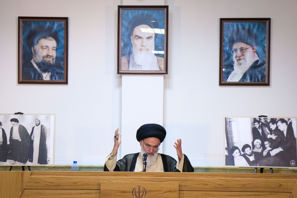 آیتالله مقتدایی نمونه برجسته خدمت صادقانه به اسلام، انقلاب و مکتب اهلبیت است آیتالله مقتدایی نمونه برجسته خدمت صادقانه به اسلام، انقلاب و مکتب اهلبیت است