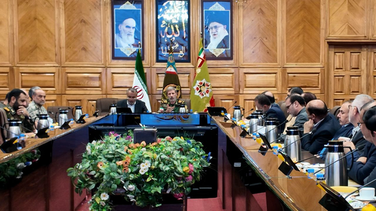 لحظه‌ای از ارتقای قدرت دفاعی غافل نیستیم