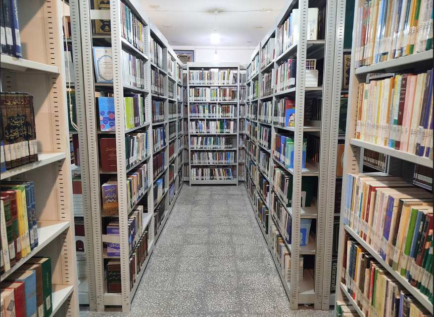 ظرفیت‌ها، خدمات و برنامه‌های ویژه هفته کتاب در کتابخانه‌های تخصصی و عمومی پژوهشگاه علوم و فرهنگ اسلامی