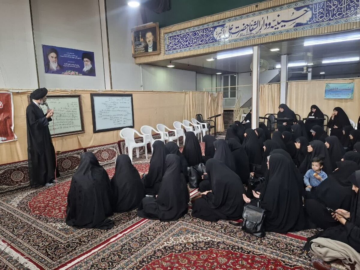 بیانیه گام دوم و منشور حوزه پیشرو سرآمد طلاب باشد