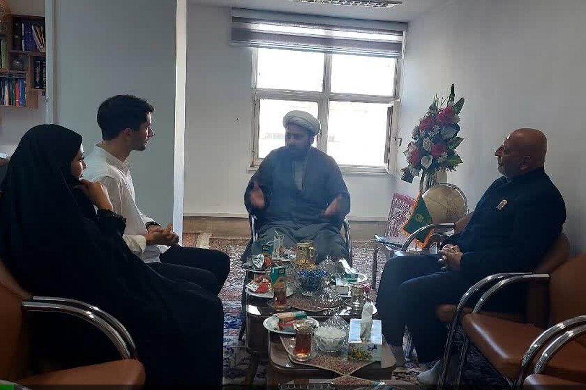 جوان ایتالیایی در سالروز شهادت حضرت زهرا مسلمان شد