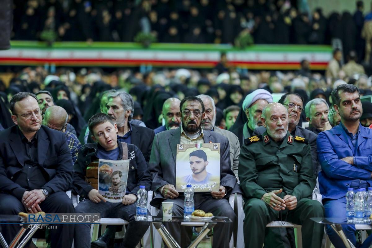 گزارشی از سی و یکمین یادواره شهید زین الدین و ۶۱۲۸ شهید استان قم + عکس