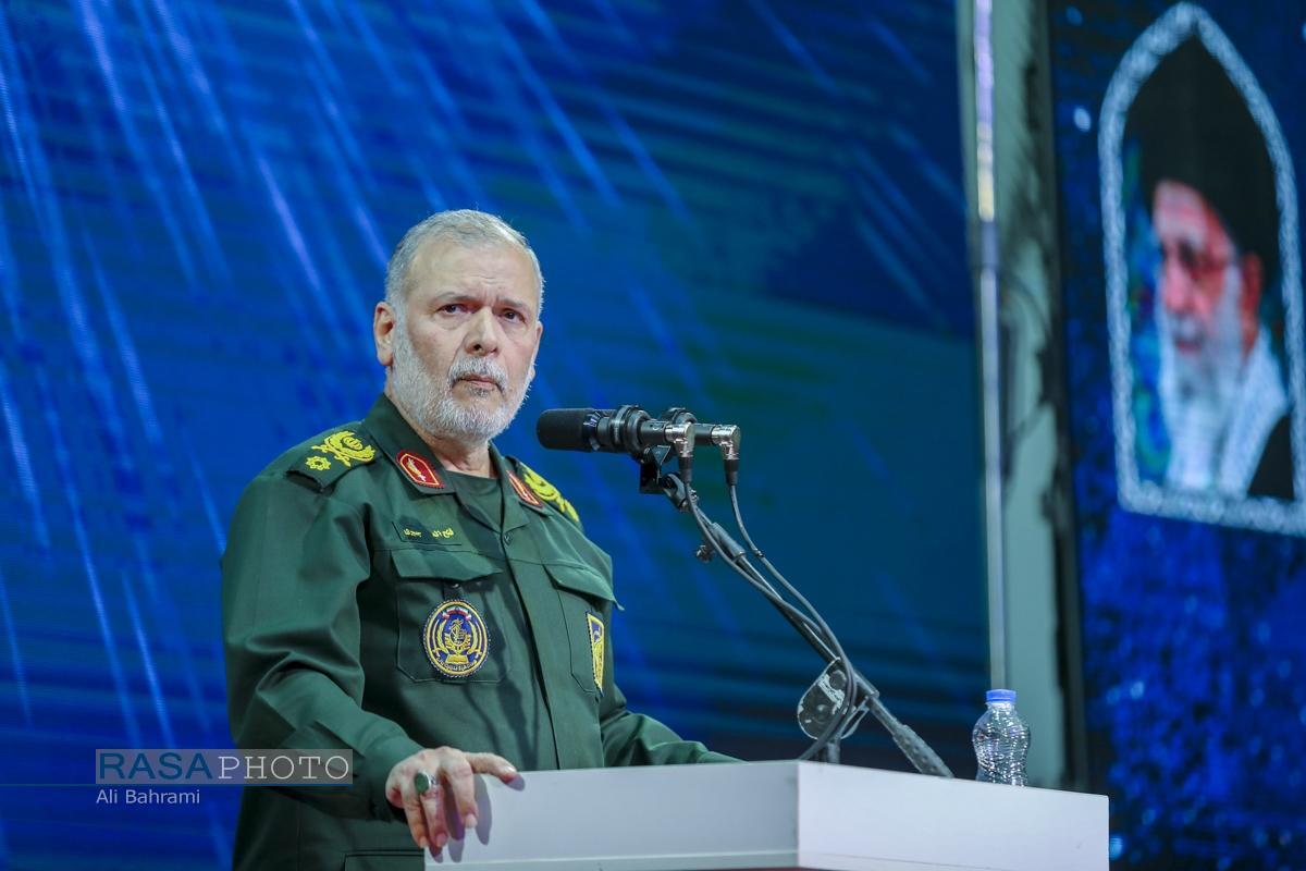 گزارشی از سی و یکمین یادواره شهید زین الدین و ۶۱۲۸ شهید استان قم + عکس