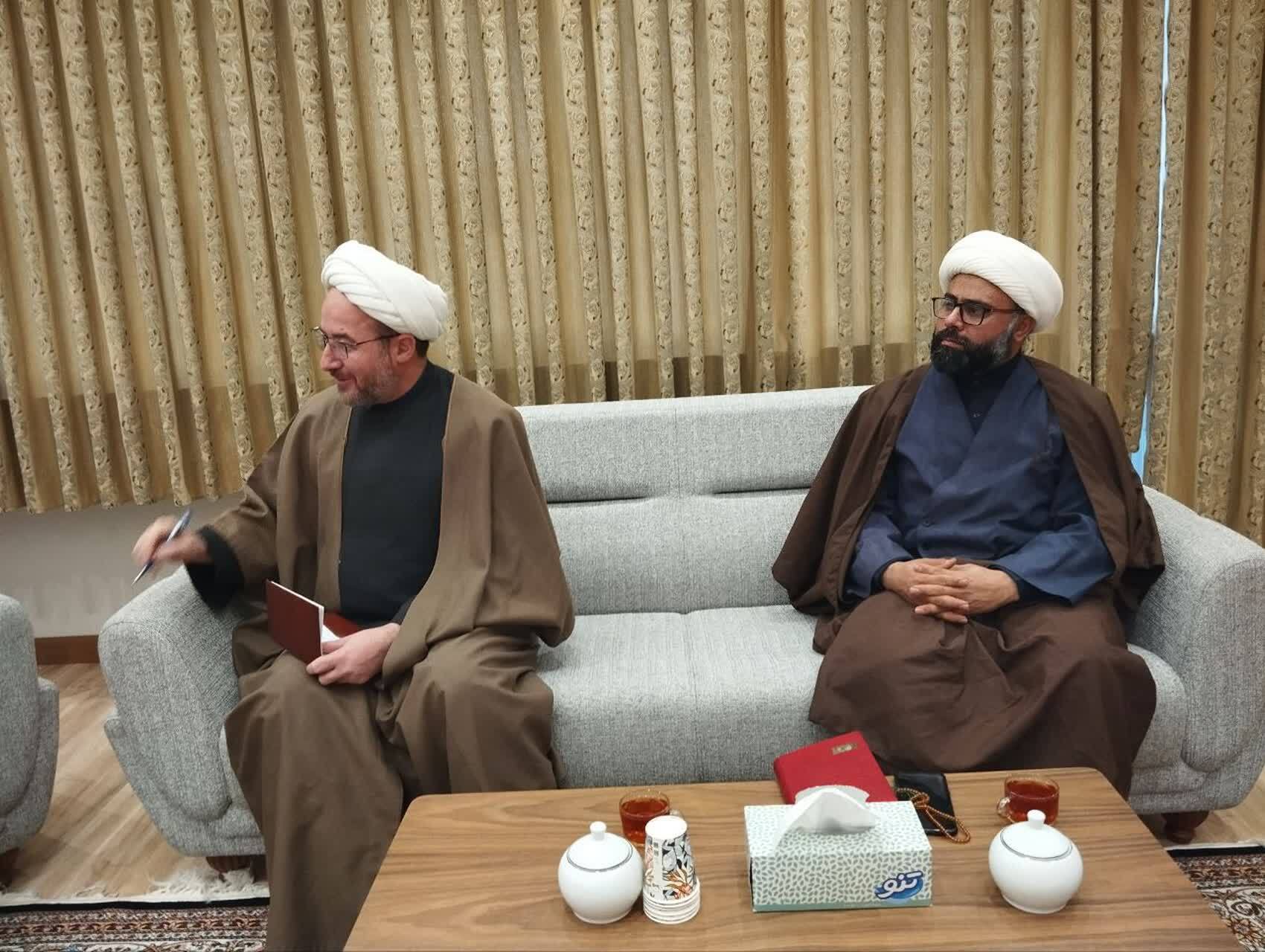 نخستین جلسه کمیته تأمین امام جماعت مساجد در استان برگزار شد+ تصاویر