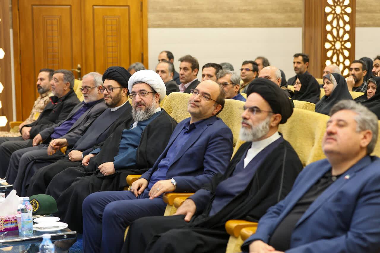 حضور امام جمعه تبریز در مراسم پاسداشت نقشآفرینی بانوان قهرمان+ تصاویر حضور امام جمعه تبریز در مراسم پاسداشت نقشآفرینی بانوان قهرمان+ تصاویر