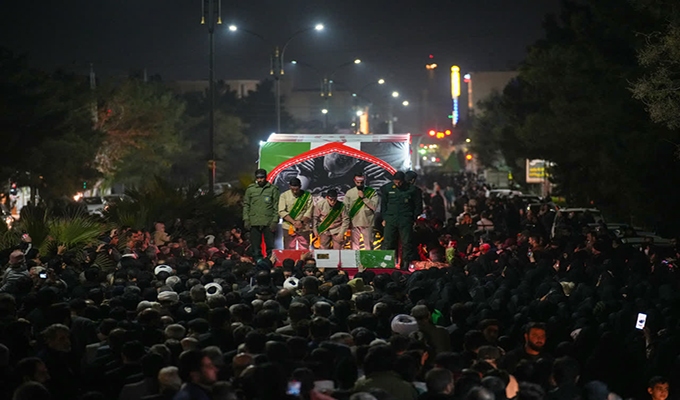 آیین استقبال مردم کاشان دیارمیانداران از کاروان اهالی بهشت + گزارش تصویری