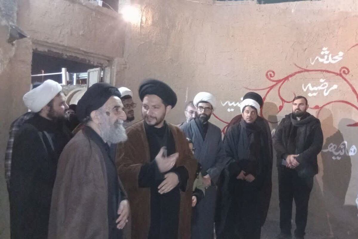 افتتاح پنجمین سوگواره تجسّمی «چادر خاکی» در قم