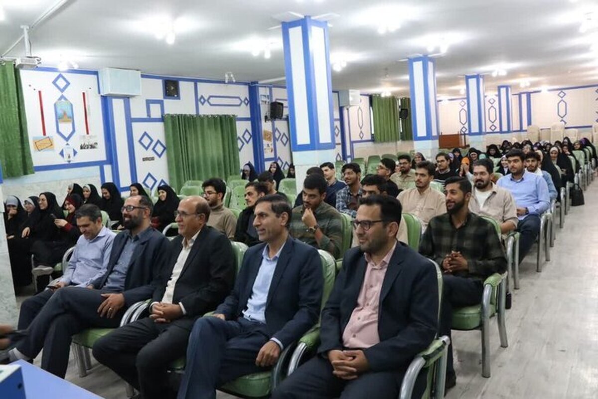 مراسم تکریم دانشجویان جدید دانشکده علوم قرآنی شیراز برگزار شد