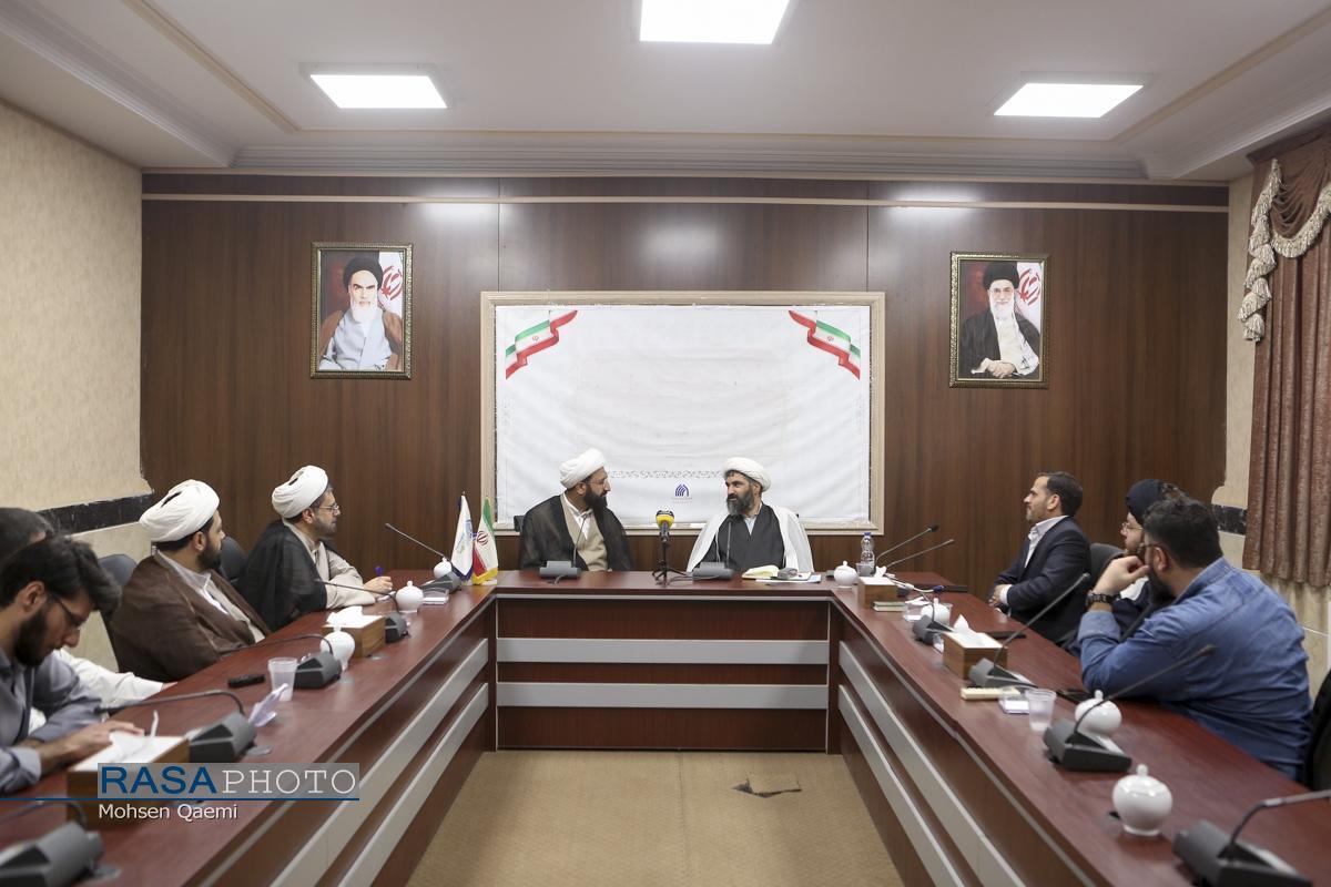 لزوم تخصصی شدن سواد رسانه‌ای طلاب / باید به تربیت طلاب رسانه‌ ای و کنشگر توجه ویژه ای شود