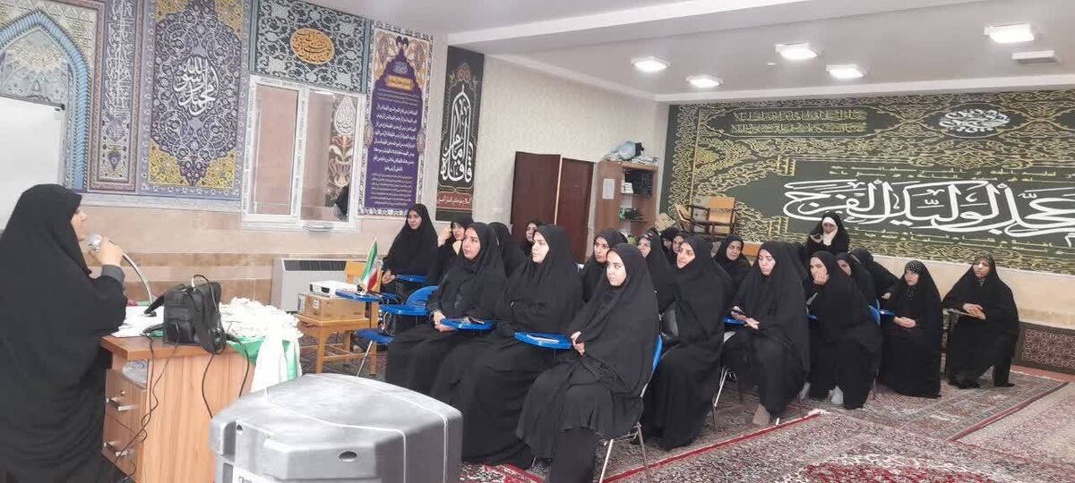 تربیت حافظان قرآن با اجرای طرح «بشری» در مدرسه علمیه ریحانهالرسول دلفان