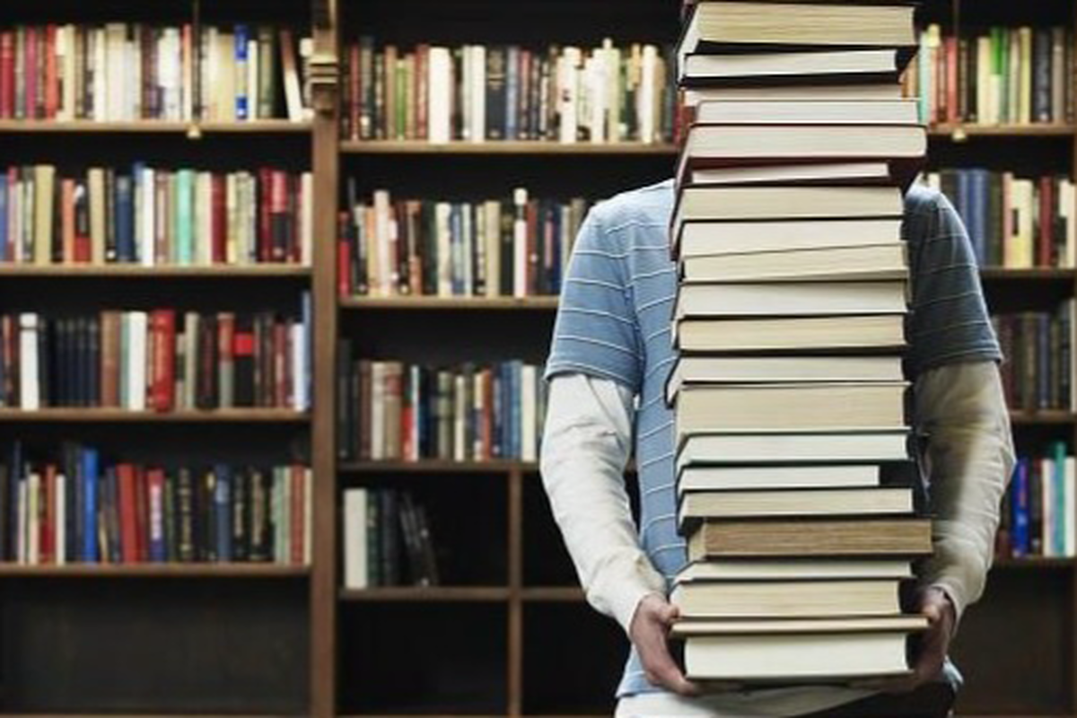 نصیحت ممنوع؛ بگذارید نوجوان کتاب را کشف کند!