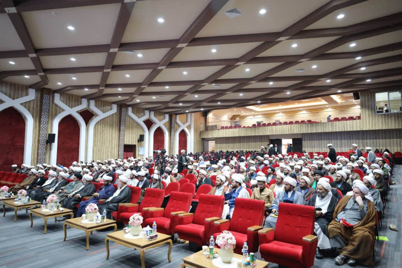 از بررسی وضعیت حوزه همدان و شنیدن دغدغه های مبلغان تا تمرکز بر بیانیه «حوزه پیشرو و سرآمد» از بررسی وضعیت حوزه همدان و شنیدن دغدغه های مبلغان تا تمرکز بر بیانیه «حوزه پیشرو و سرآمد»