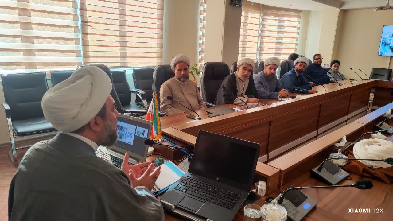 حوزههای علمیه در گذار از نسل Z به نسل آلفا؛ / آینده تربیت طلاب در عصر هوش مصنوعی حوزههای علمیه در گذار از نسل Z به نسل آلفا؛ / آینده تربیت طلاب در عصر هوش مصنوعی