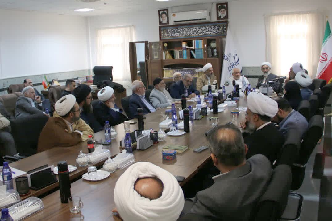 از لزوم تحزبِ مسئولانه تا ساختِ تمدن نوین اسلامی از لزوم تحزبِ مسئولانه تا ساختِ تمدن نوین اسلامی