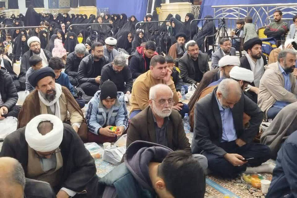 برگزاری گردهمایی بزرگ خانوادگی طلاب و فضلای دامغان در قم