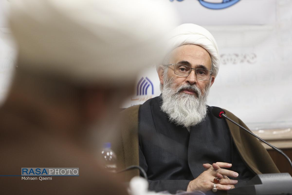 آیت‌الله یزدی فقه حکومتی را در چارچوب مبانی اصیل دین و ولایت فقیه معنا می‌کرد