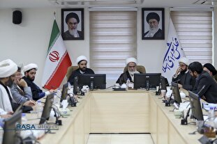 نشست علمی تحلیل فنی و فقهی زیست مجازی ایرانیان