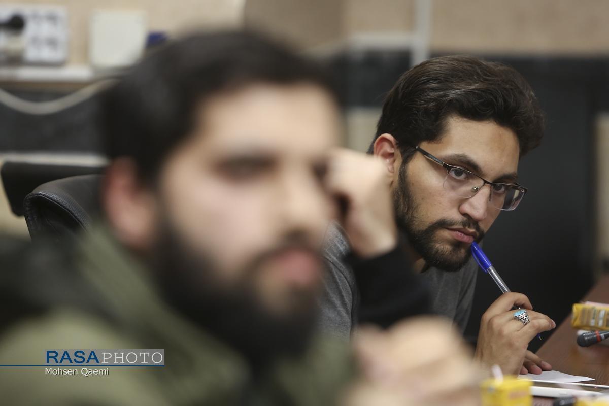 نشست «گامی علمی برای ایرانی قوی» برگزار شد