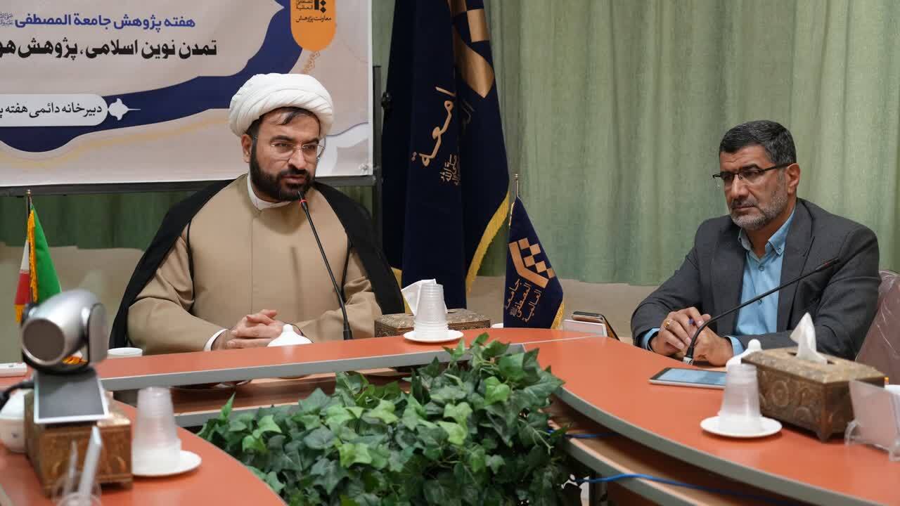 پژوهش هوشمند راه برون‌رفت امت اسلامی از استعمار به تمدن نوین اسلامی است