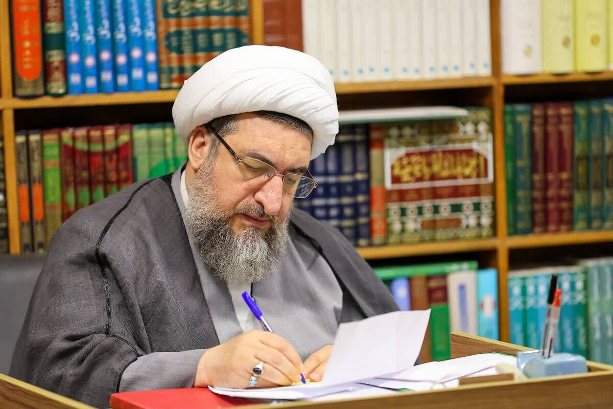 دیدار‌های مستمر چهره به چهره امام جمعه تبریز با اقشار مختلف مردم