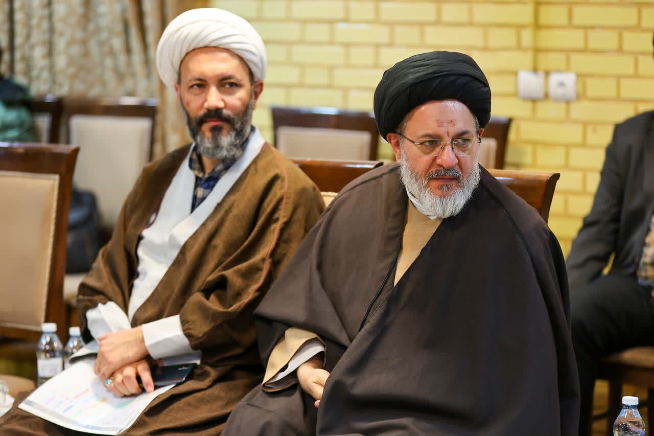 تأکید نماینده ولی فقیه آذربایجان شرقی بر سامان دهی نوجوانان+ تصاویر تأکید نماینده ولی فقیه آذربایجان شرقی بر سامان دهی نوجوانان+ تصاویر