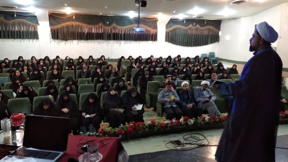 کارگاه تدبر در قرآن کریم در کاشان برگزار شد