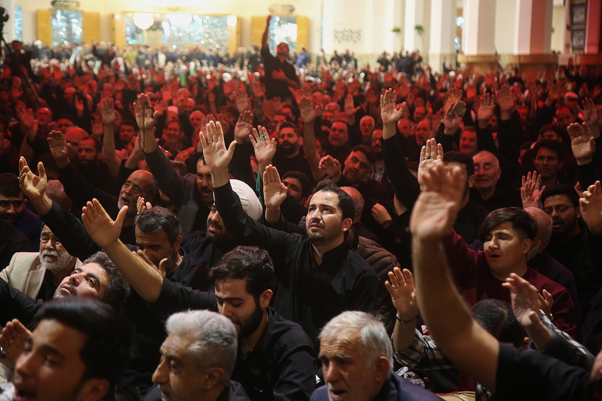 گزارشی از شب شهادت حضرت زهرا در حرم کریمه اهل‌بیت