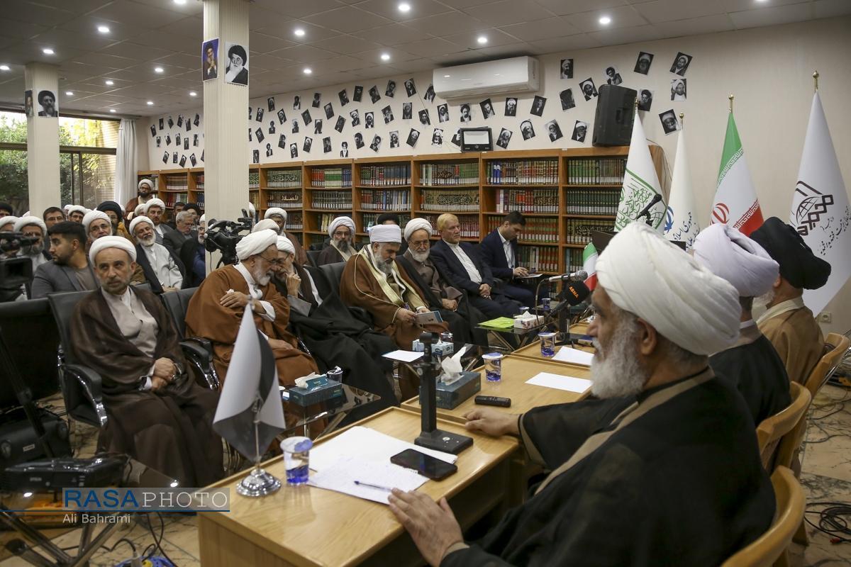 همایش ملی «پیشتازان نهضت اسلامی؛ آیت الله محمد یزدی» آغاز شد