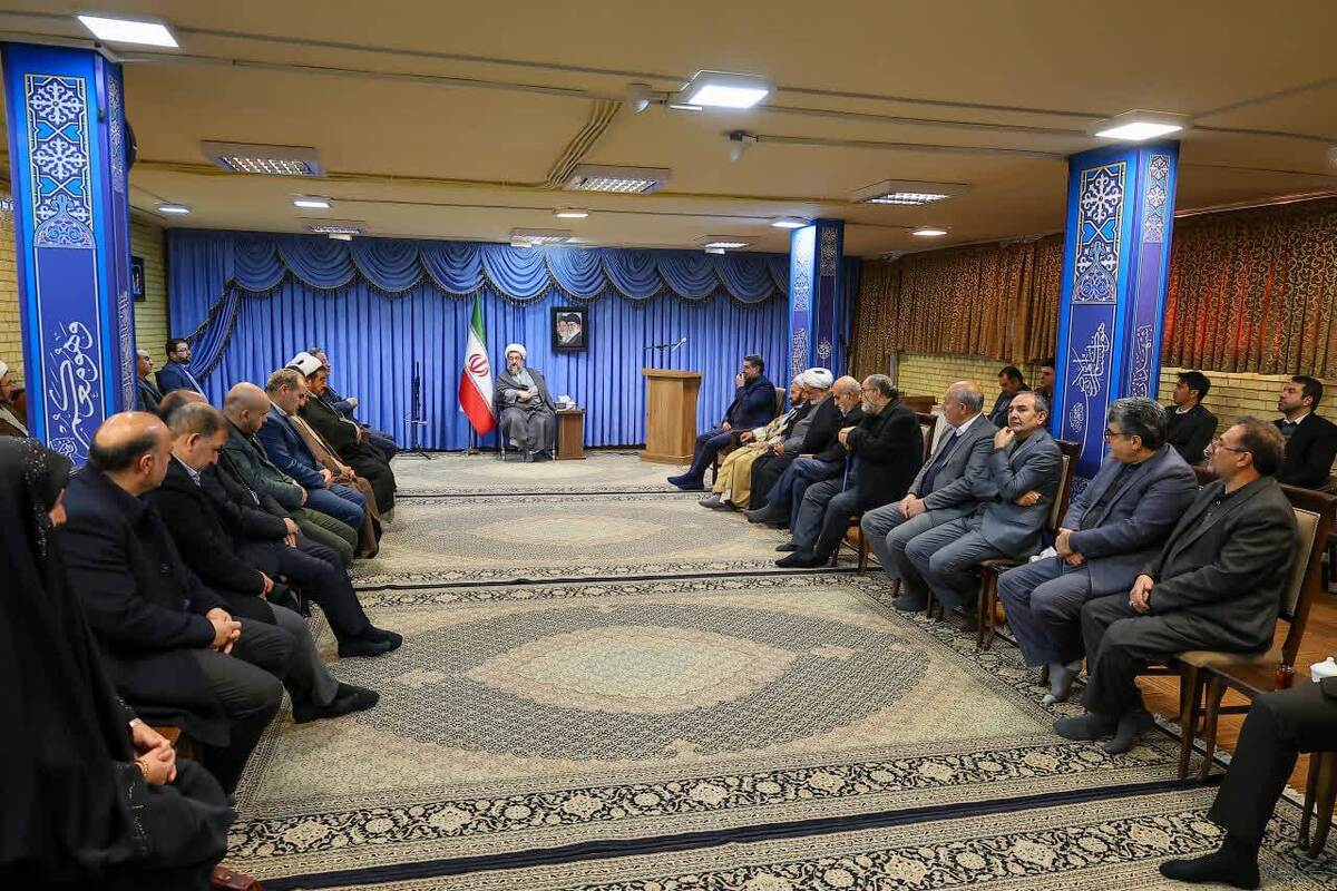 تأکید امام جمعه تبریز بر صیانت از استقلال نهاد وکالت