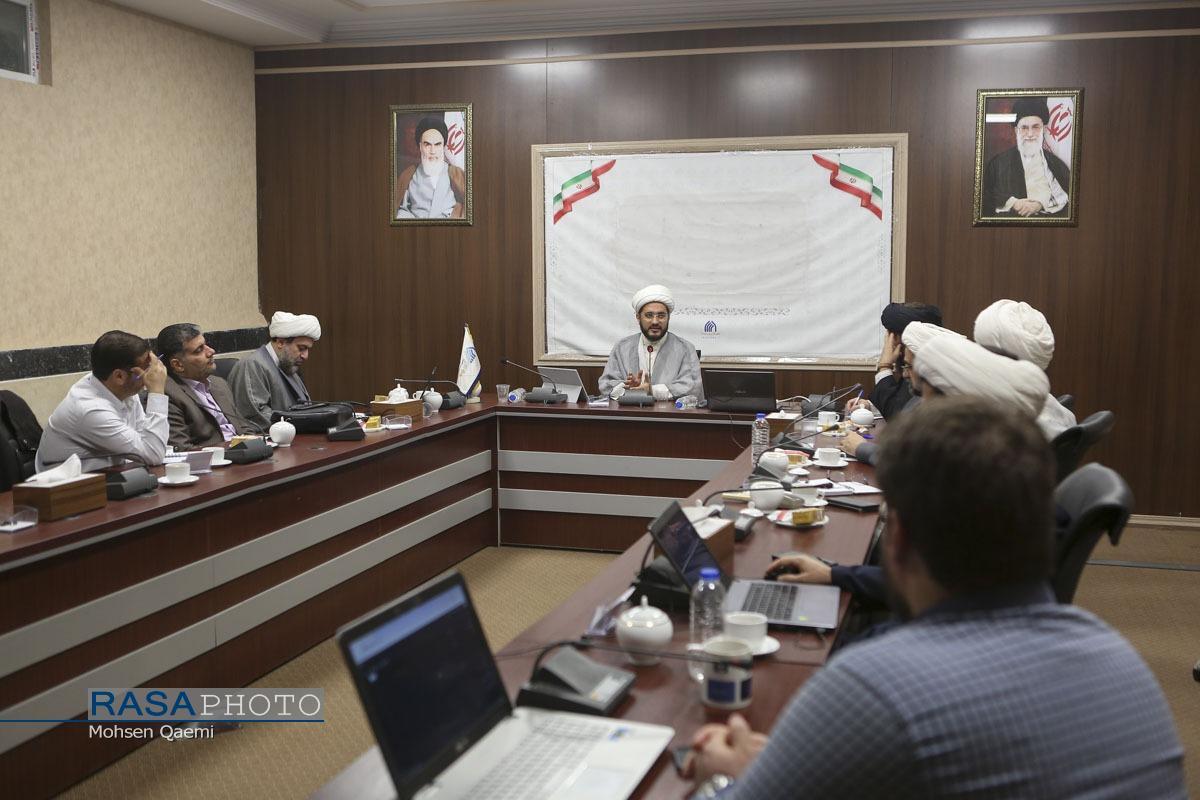 ضرورت الگوریتمهای بومی در عصر هوش مصنوعی رسانهای ضرورت الگوریتمهای بومی در عصر هوش مصنوعی رسانهای