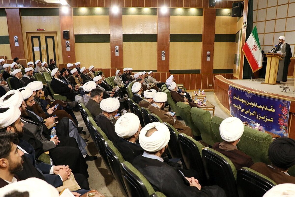 فعالیت ۵۹۰ کتابخانه و هزار کانون علمی در حوزه‌/پژوهش باید پایه آموزش باشد، نه پیرو آن