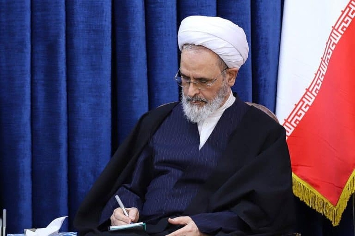 پیام آیت‌الله اعرافی به همایش استانی طلاب و دانشجویان جهادی کرمانشاه