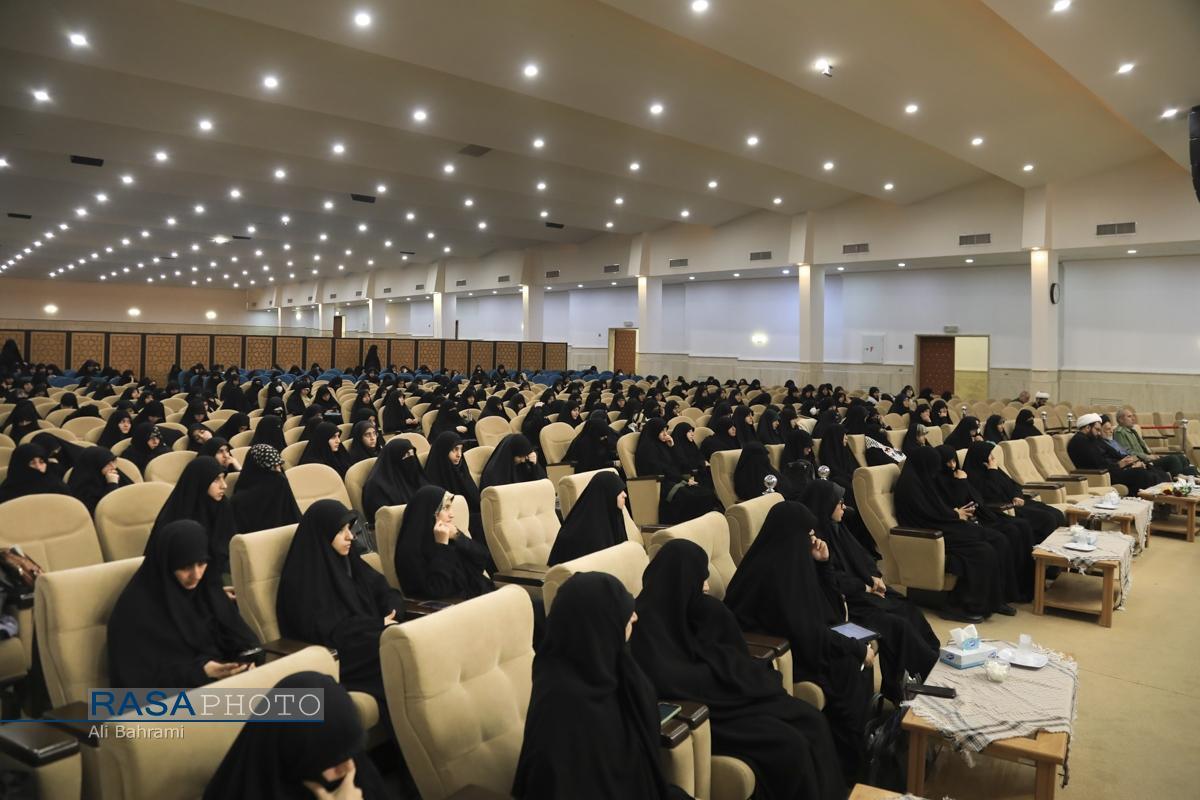 بیحجابی پروژه طراحیشده دشمن است / وظیفه همگانی برای مقابله با منکر بزرگ بیحجابی پروژه طراحیشده دشمن است / وظیفه همگانی برای مقابله با منکر بزرگ