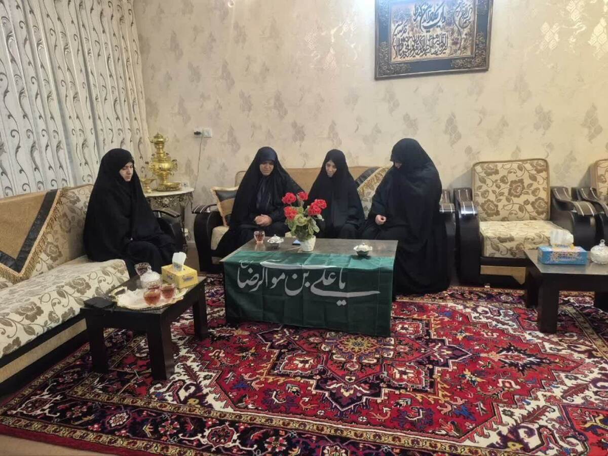 دیدار بسیج طلاب با خانواده شهید حمید عابدینی