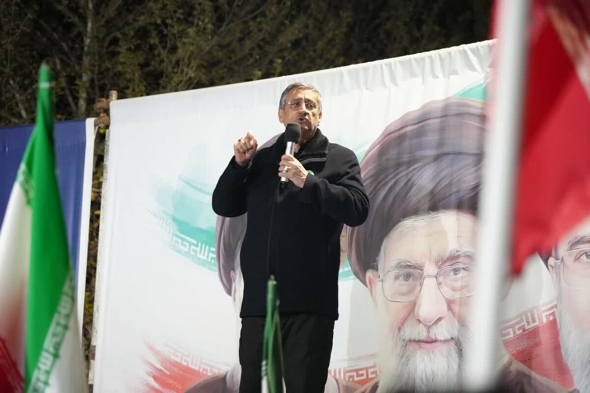 بزرگترین قدرت نظامی دنیا در مقابل ایمان نیروهای نظامی ما زمین‌گیر شد 