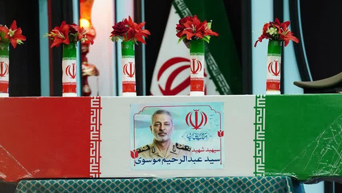 وداع با پیکر شهید سپهبد موسوی در جمکران