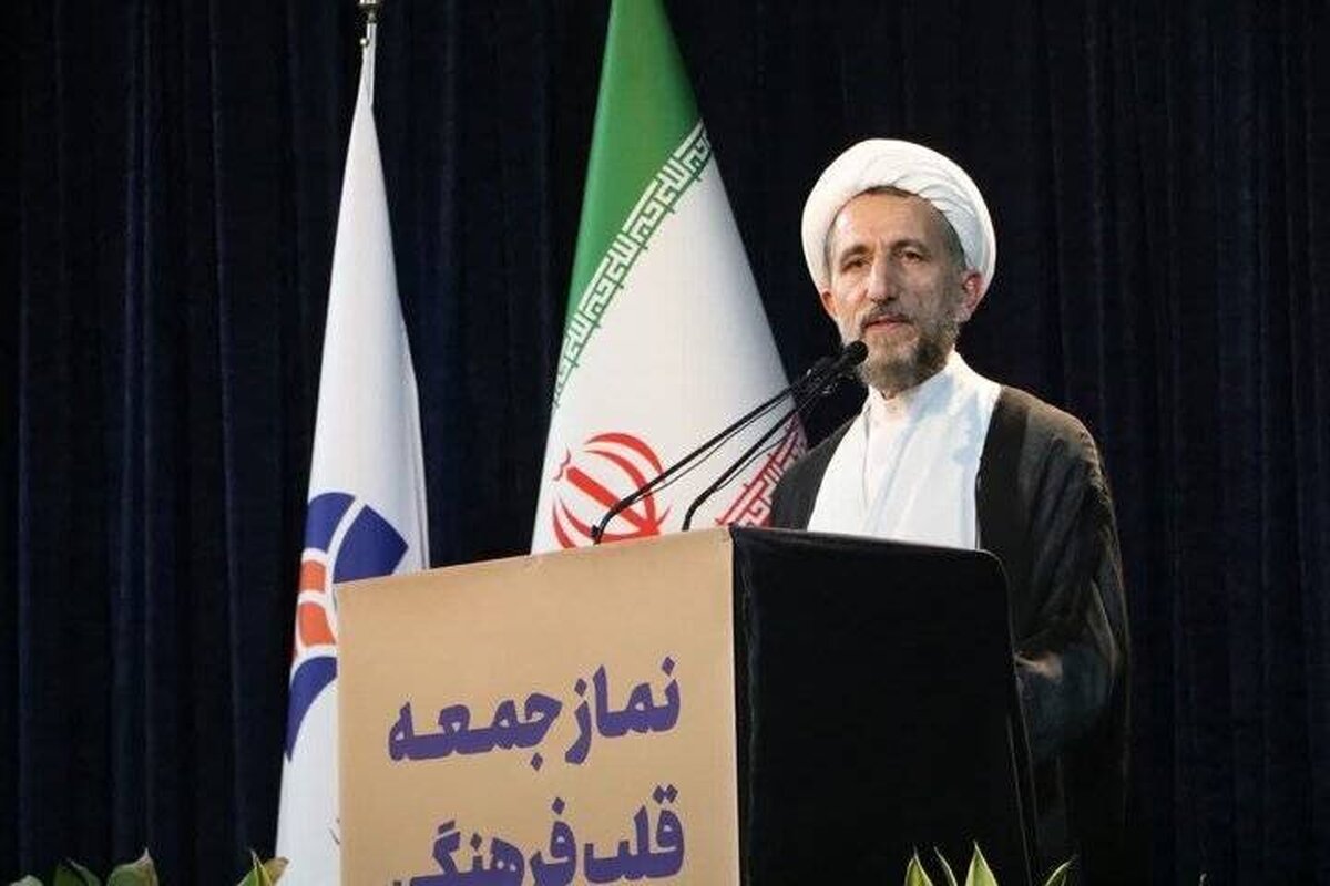 ترامپ کوچکتر از آن است که ملت بزرگ ایران را تهدید کند