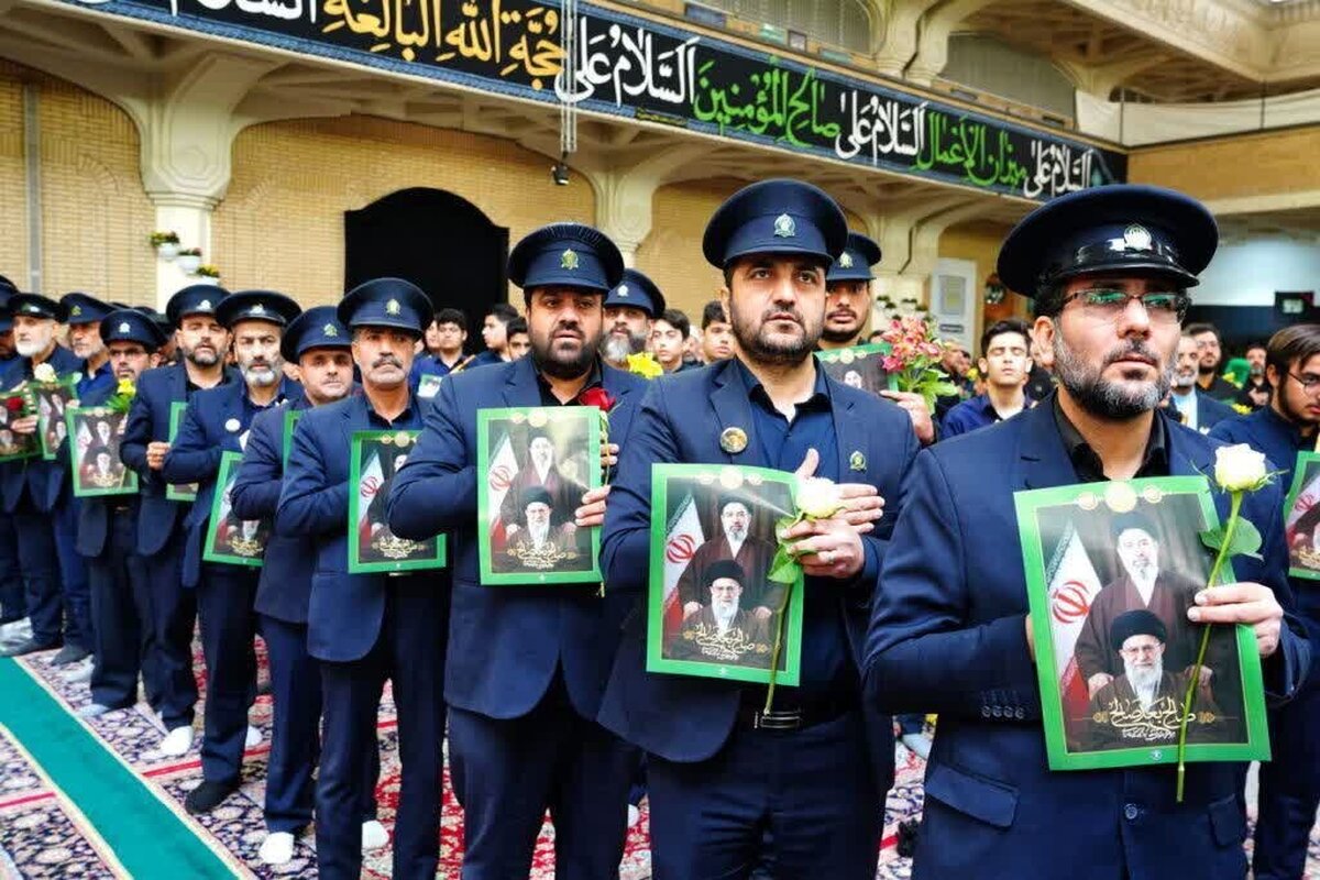 خادمان حرم مطهر حضرت معصومه «جان‌فدای ایران» شدند