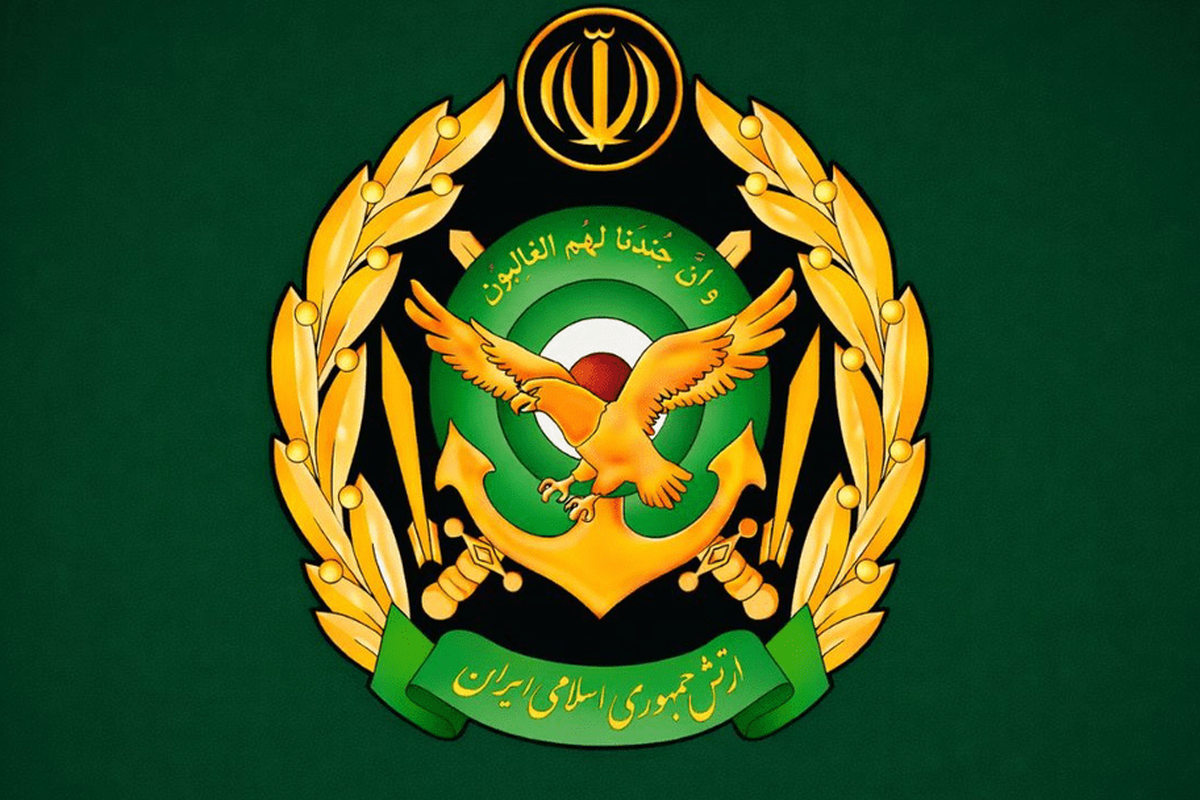 ارتش: دست در دست سپاه قهرمان از آمادگی رزم غفلت نخواهیم کرد