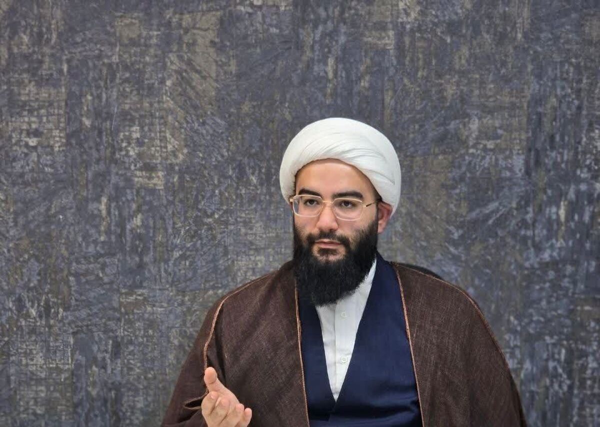 ملت انقلابی ایران با حضور در خیابان ها ولایتمداری خود را حفظ کرده اند