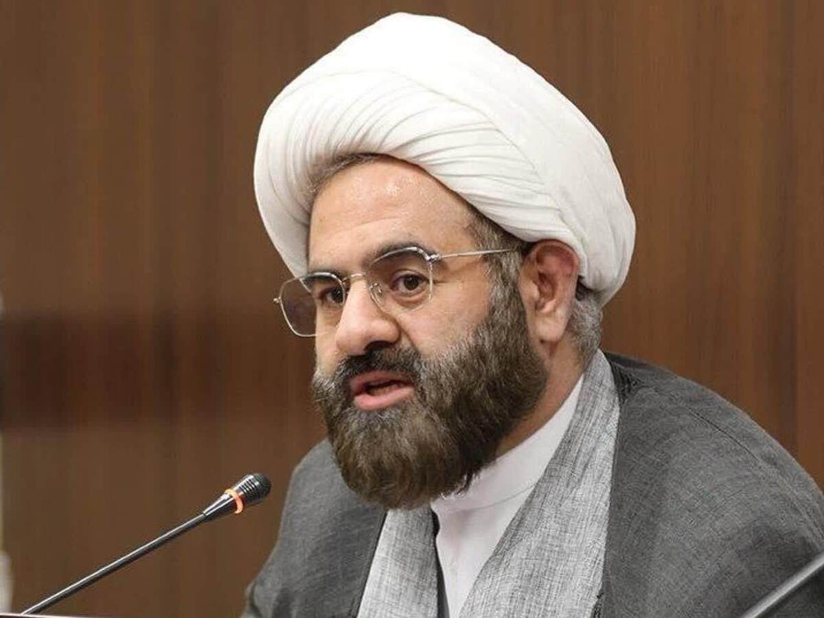 حمله ترامپ به پاپ فرانسیس، تلاش برای ساکت‌کردن صدای صلح است