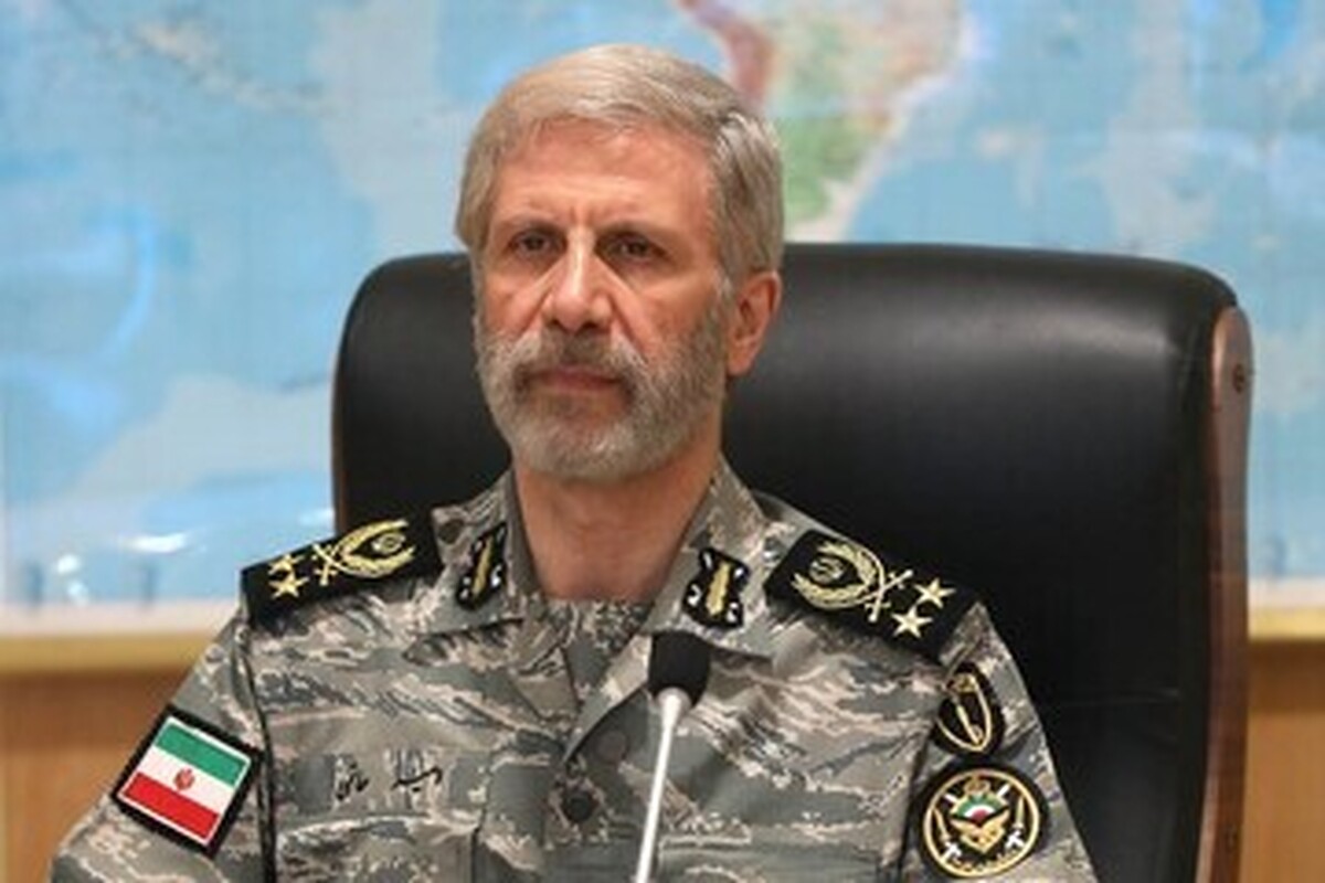  آمریکا آرزوی به زانو درآوردن ملت ایران را به گور خواهد برد