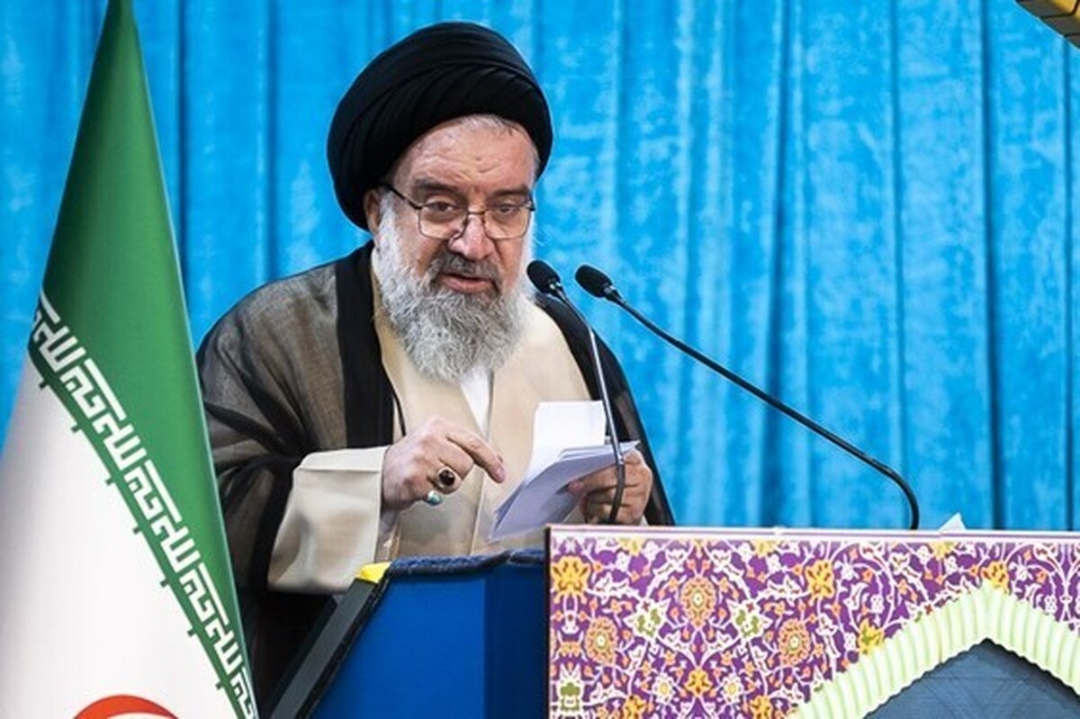 حضور مردم؛ خنثی کننده توطئه های دشمن/ کلید تنگه هرمز در دست ایران اسلامی است
