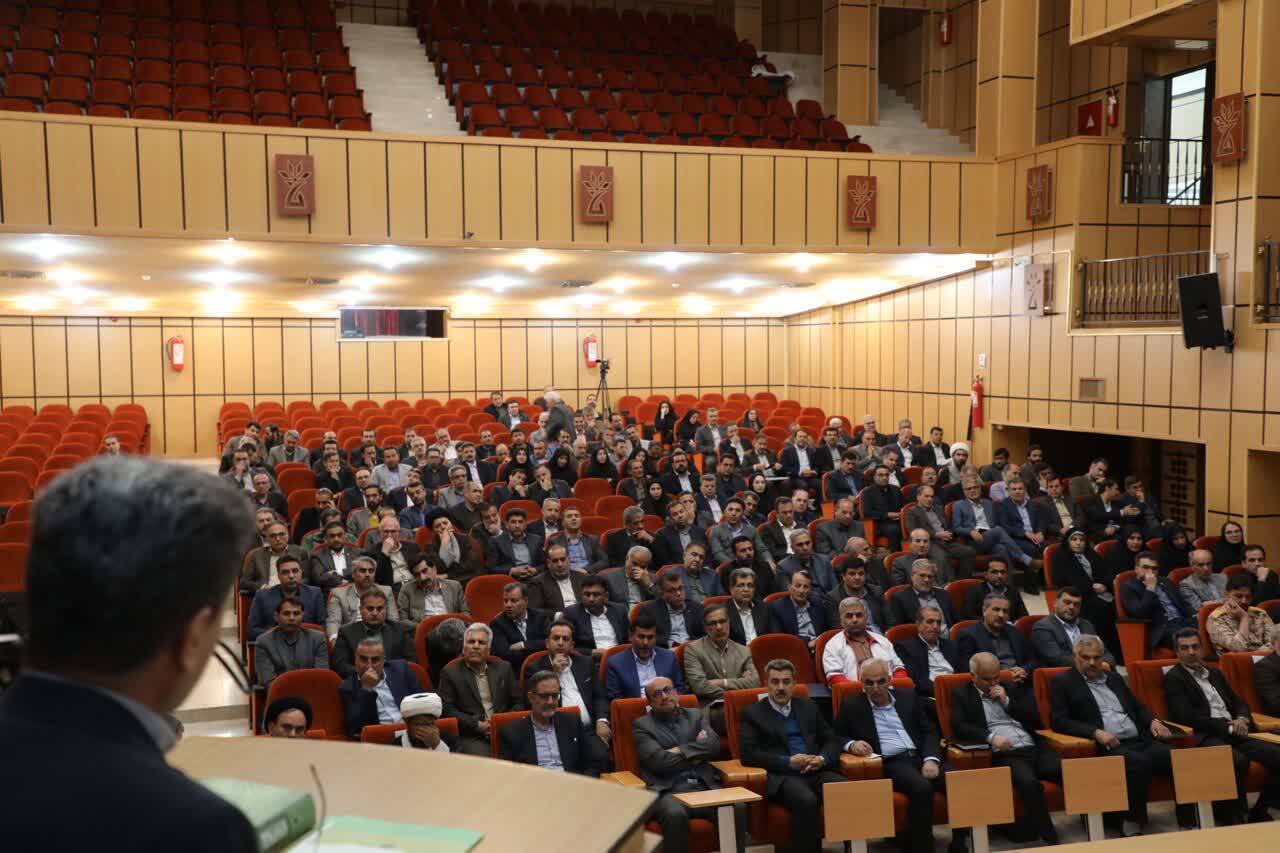 ۱۱ اولویت راهبردی برای تحقق اقتصاد مقاومتی در چهارمحال و بختیاری تبیین شد