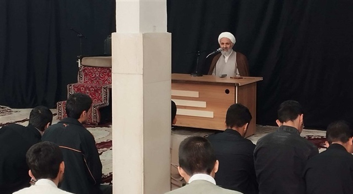 صف‌آرایی دشمن با تمام ظرفیت در برابر استقلال ملت