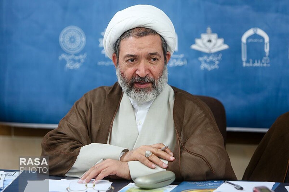 محکومیت ترامپ توسط پاپ، فرصتی طلایی برای تعامل علمی حوزه‌های علمیه و واتیکان