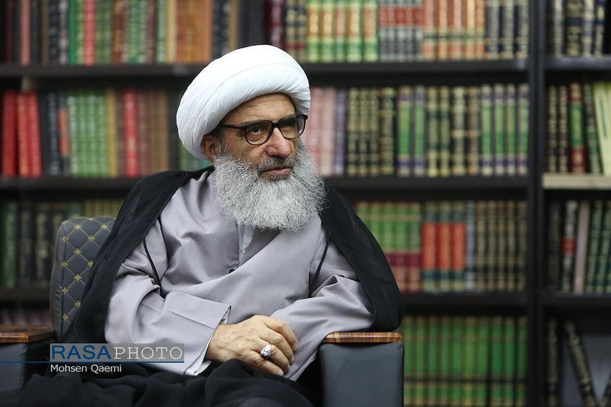 وصیت امام شهید را نصب العین خود قرار دهید/ گوش به فرمان ولی فقیه زمان باشید